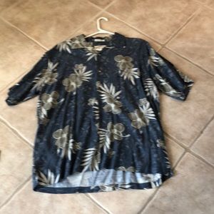 Men’s Hawaiian shirt